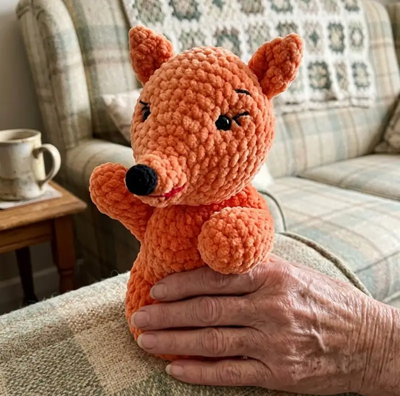 Complimentary Intermediate crochet pattern: FOX HAND PUPPET Amigurumi Pattern - Simple to follow guide