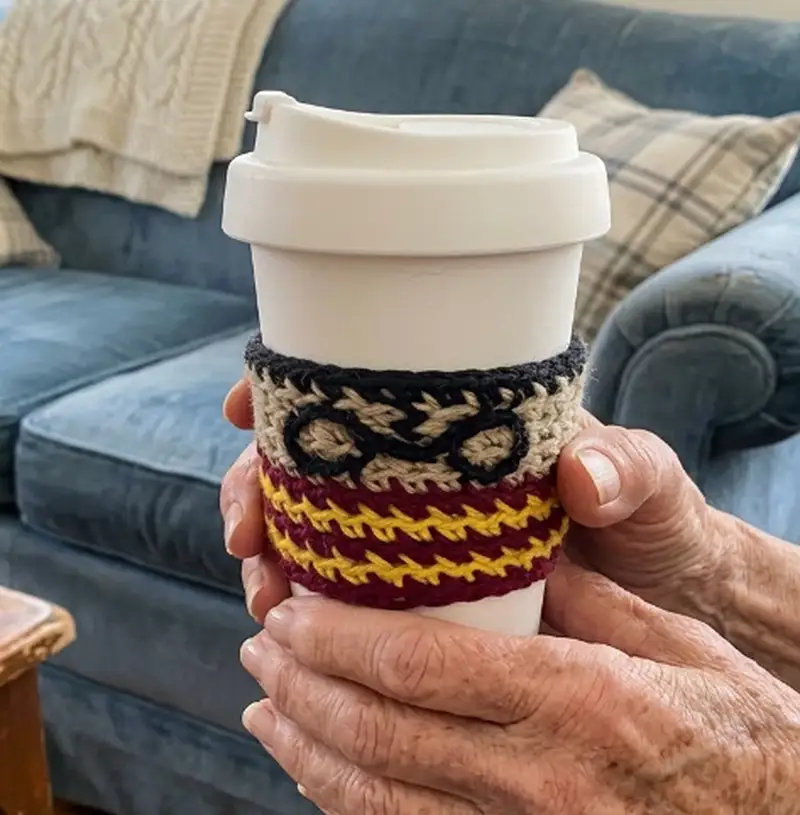 Complimentary Beginner Friendly crochet pattern: Harry Potter Cup Cozy Pattern - Simple to follow guide