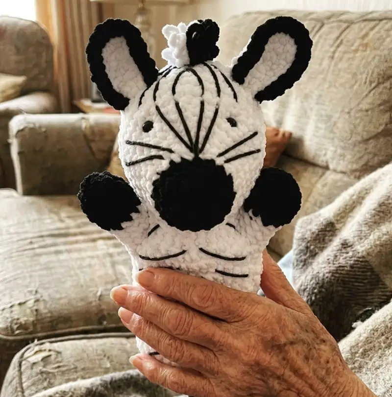 Complimentary Intermediate crochet pattern: Zebra Hand Puppet Amigurumi Pattern - Simple to follow guide