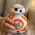 BB-8 Amigurumi Pattern step 4 - final assembly and finishing