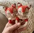 Rattle Fox Amigurumi Pattern step 4 - final assembly and finishing