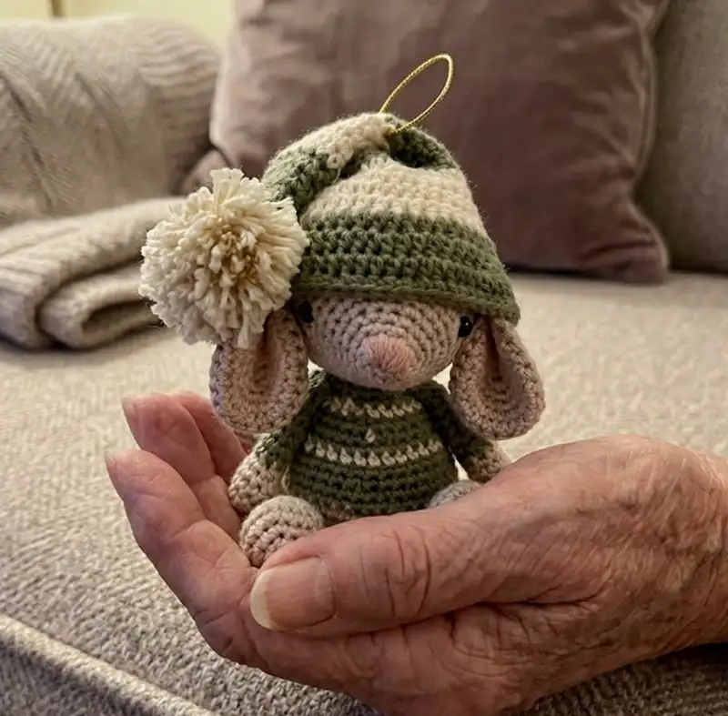 Complimentary Beginner Friendly crochet pattern: Noel the Christmas Mouse Amigurumi Pattern - Simple to follow guide