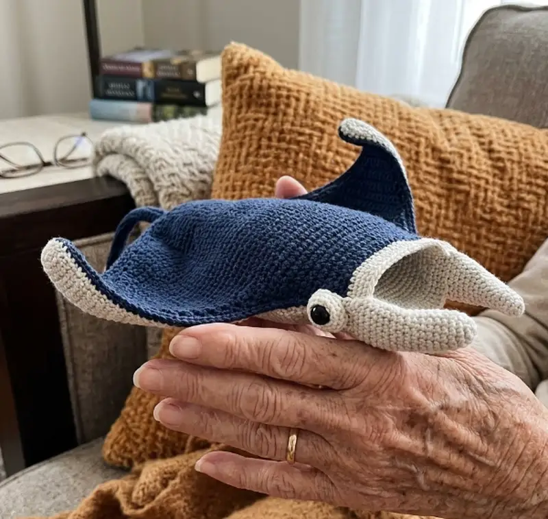 Complimentary Intermediate crochet pattern: Jacque the Manta Ray Amigurumi Pattern - Simple to follow guide