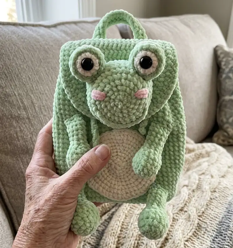 Complimentary Intermediate crochet pattern: Plush Backpack Frog Amigurumi Pattern - Simple to follow guide