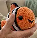 Nemo The Clown Fish Amigurumi Pattern step 2 - assembly progress