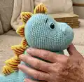 Stegosaurus Amigurumi Pattern step 3 - details and accessories