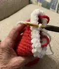 Crochet Wine Tote Bag Pattern step 3 - details and accessories