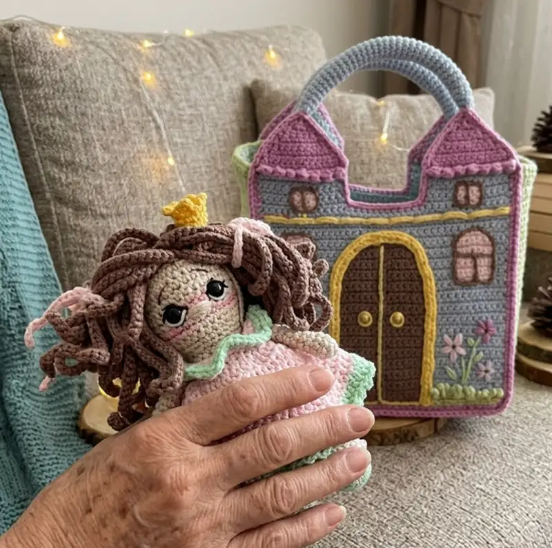 Complimentary Intermediate crochet pattern: Castle for a Princess Amigurumi Pattern - Simple to follow guide