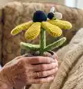 Bumble Blossom Black Eyed Susan Amigurumi Pattern step 1 - construction progress