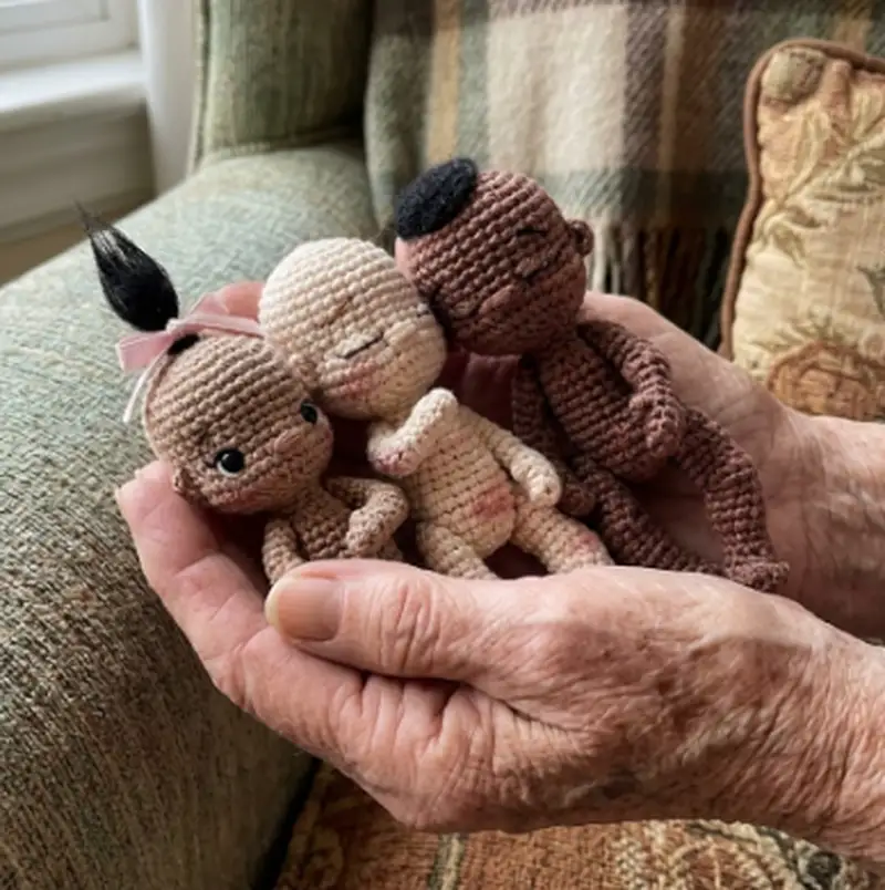 Complimentary Intermediate crochet pattern: Mini Baby Doll Amigurumi Pattern - Simple to follow guide