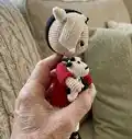 Doll Cruella Amigurumi Pattern step 3 - details and accessories