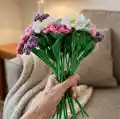 Crochet Bouquet Flowers Pattern step 4 - final assembly and finishing