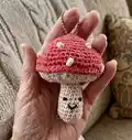 Mushroom Backpack Charm Amigurumi Pattern step 1 - construction progress