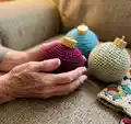 The Twelve Days of Christmas: Holiday Crochet Part 2 Pattern step 4 - final assembly and finishing