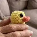 Daisy The Duck Amigurumi Pattern step 3 - details and accessories