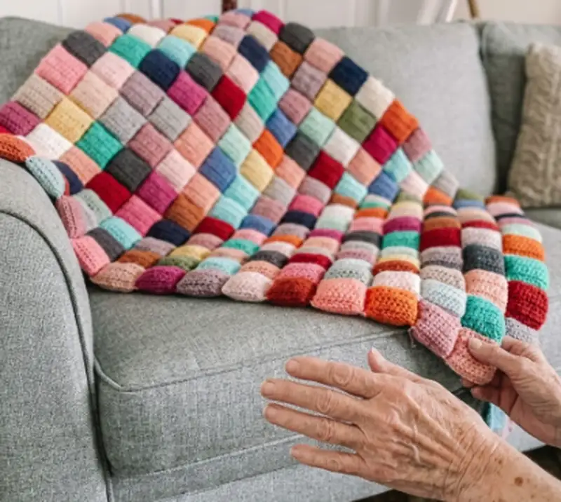 Complimentary Beginner Friendly crochet pattern: Crochet Puff Quilt Pattern - Simple to follow guide