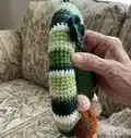 Lucky Gnome Wreath Amigurumi Pattern step 2 - assembly progress
