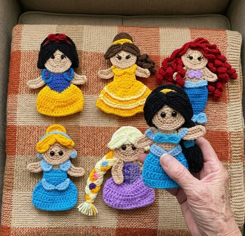 Complimentary Beginner Friendly crochet pattern: Princess Appliques Amigurumi Pattern - Simple to follow guide