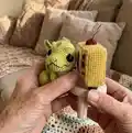 Tyrannosaurus Oliver Amigurumi Pattern step 2 - assembly progress
