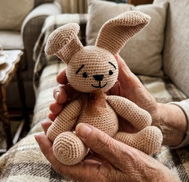 Complimentary Intermediate crochet pattern: Bunny Crochet Pattern #105 Amigurumi Pattern - Simple to follow guide