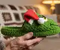Grinch Slippers Pattern step 2 - assembly progress