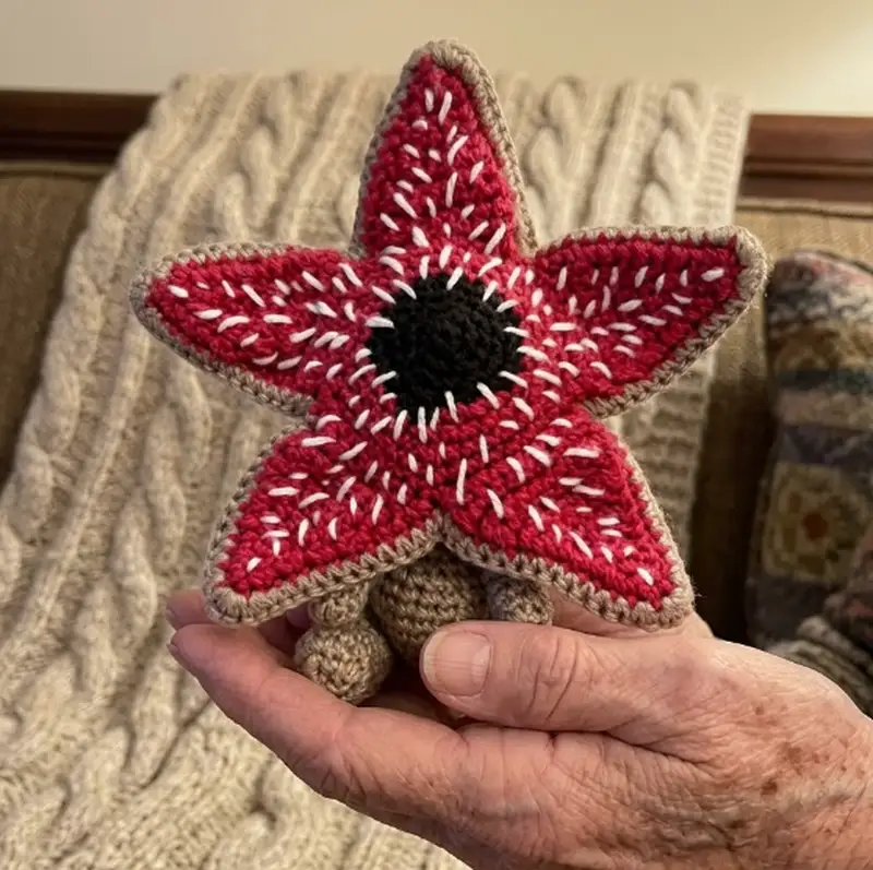 Complimentary Intermediate crochet pattern: Demodog Amigurumi Pattern - Simple to follow guide
