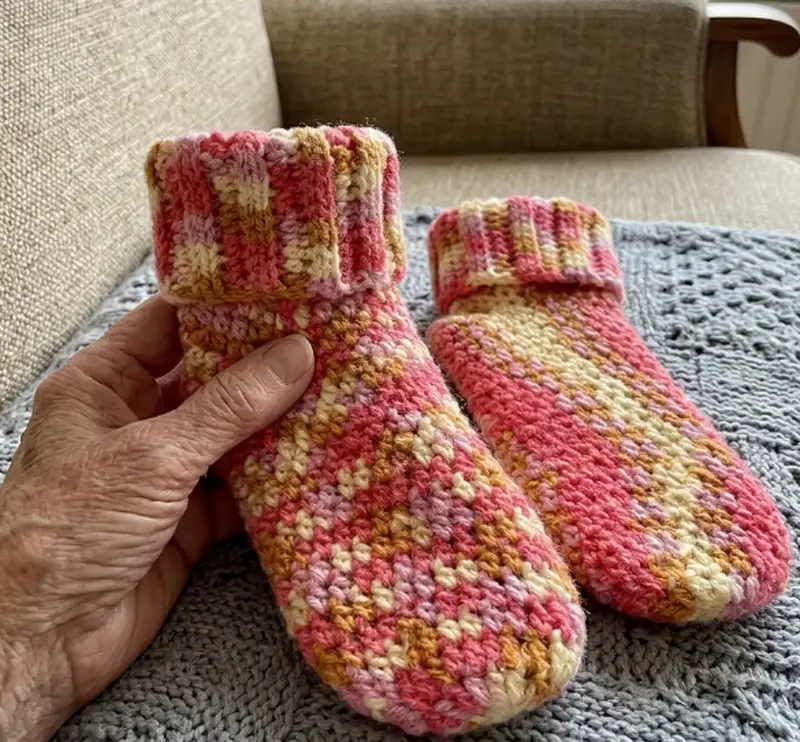 Complimentary Beginner Friendly crochet pattern: Super Simple Socks Pattern - Simple to follow guide