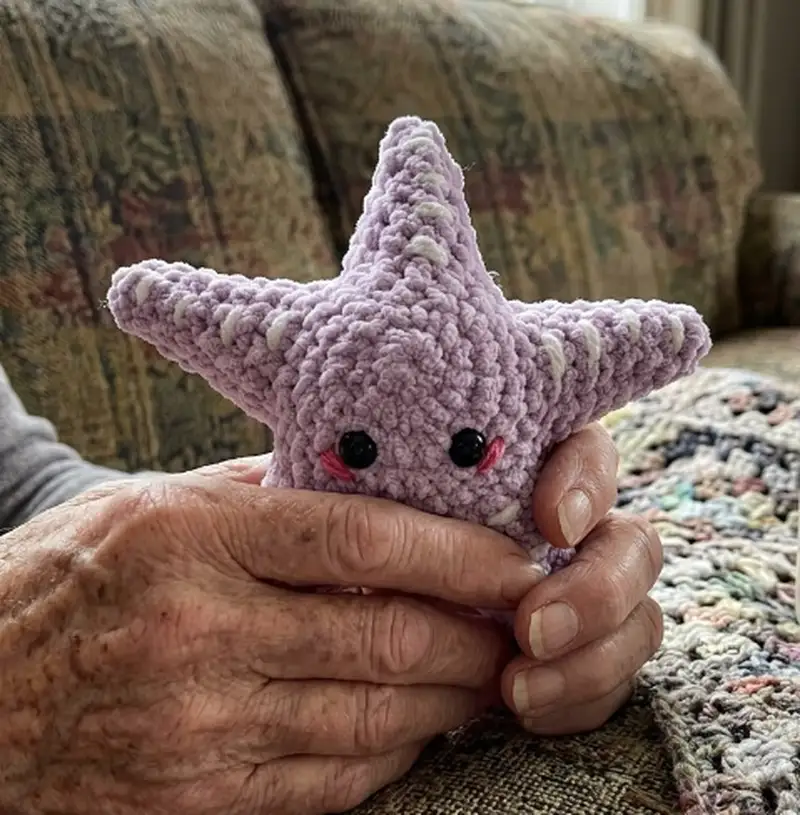Quality crochet pattern: Purple Starfish Amigurumi Pattern - Intermediate level guide with complete instructions