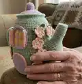Spring Teapot House Amigurumi Pattern step 2 - assembly progress