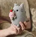 Pusheen Cat with Ice Cream Amigurumi Pattern step 1 - construction progress