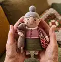 Grandma Amigurumi Pattern step 1 - construction progress