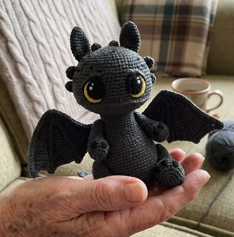 Complimentary Intermediate crochet pattern: Dragon Toothless Amigurumi Pattern - Simple to follow guide