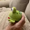 Little Frog Amigurumi Pattern step 3 - details and accessories