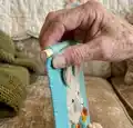 Wall hanging decor 'Lama' Pattern step 3 - details and accessories