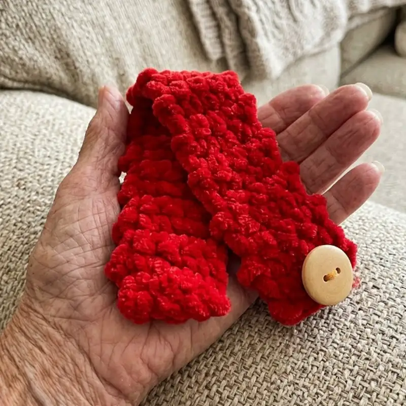 Complimentary Beginner Friendly crochet pattern: Hat and Scarf Only Crochet Pattern - Simple to follow guide