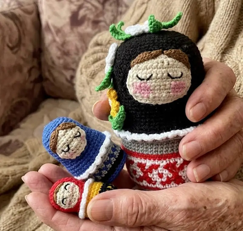 Complimentary Intermediate crochet pattern: Matryoshka Doll Amigurumi Pattern - Simple to follow guide
