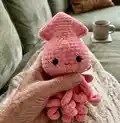 Squid Amigurumi Pattern step 4 - final assembly and finishing
