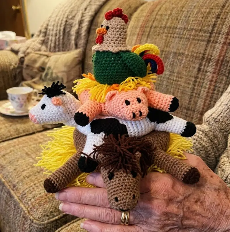 Complimentary Beginner Friendly crochet pattern: Down on the Farm - Stack Toy Amigurumi Pattern - Simple to follow guide
