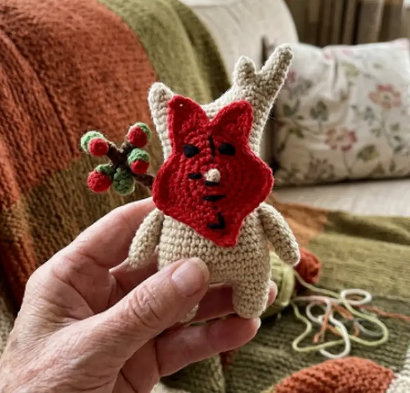 Quality crochet pattern: Leaf Spirits Amigurumi Pattern - Intermediate level guide with complete instructions