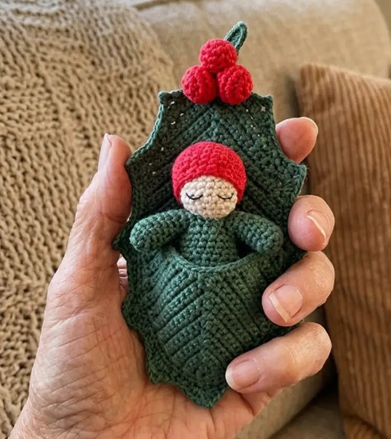 Complimentary Intermediate crochet pattern: Holly Baby Amigurumi Pattern - Simple to follow guide