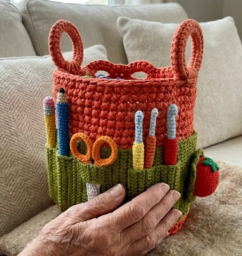Complimentary Intermediate crochet pattern: Crochet Caddy Pattern - Simple to follow guide