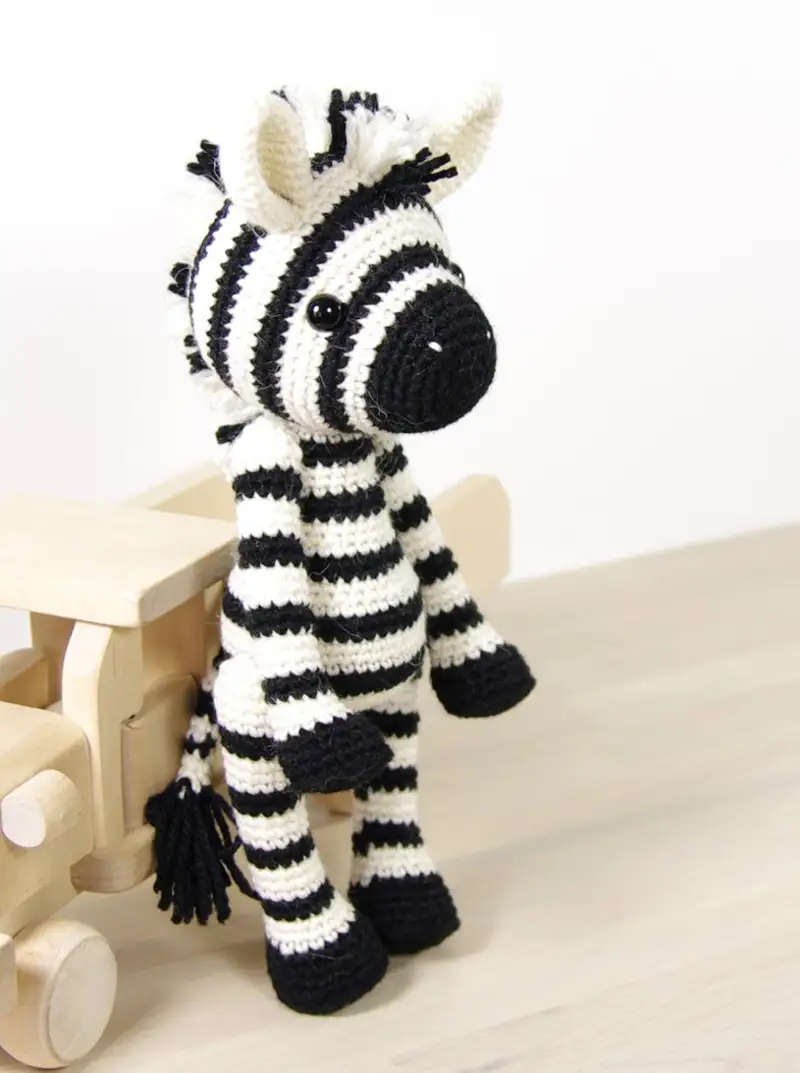 Quality crochet pattern: Xander the Zebra Amigurumi Pattern - Intermediate level guide with complete instructions