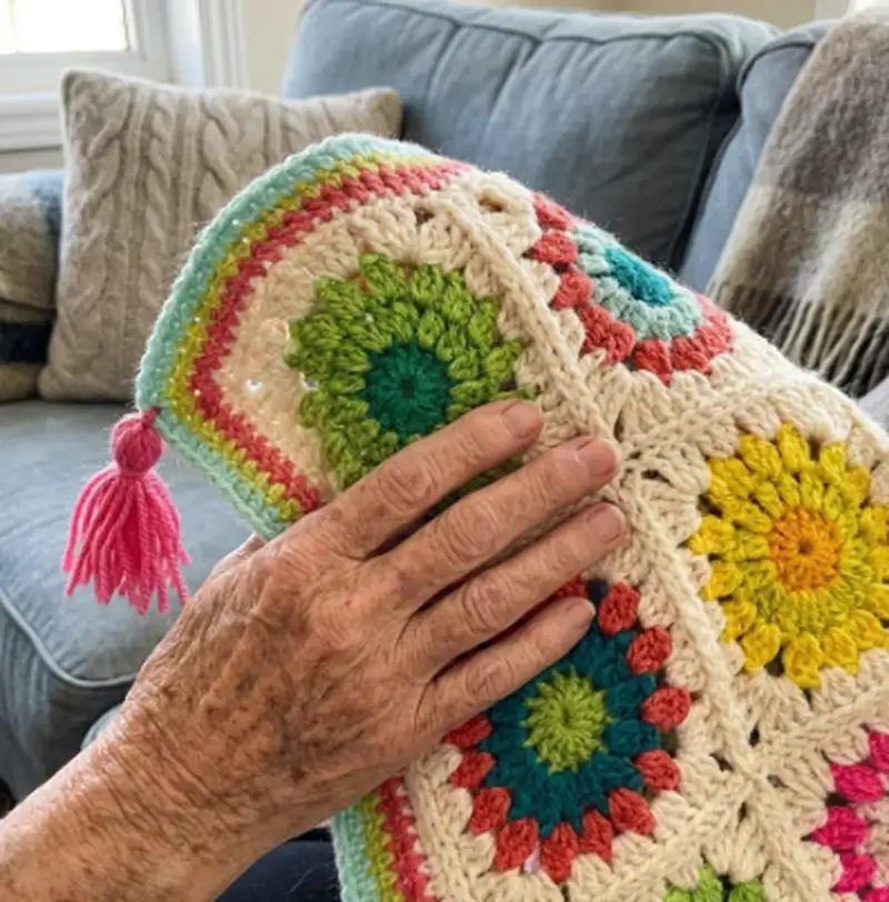 Quality crochet pattern: Christmas in the Sand Blanket Pattern - Intermediate level guide with complete instructions