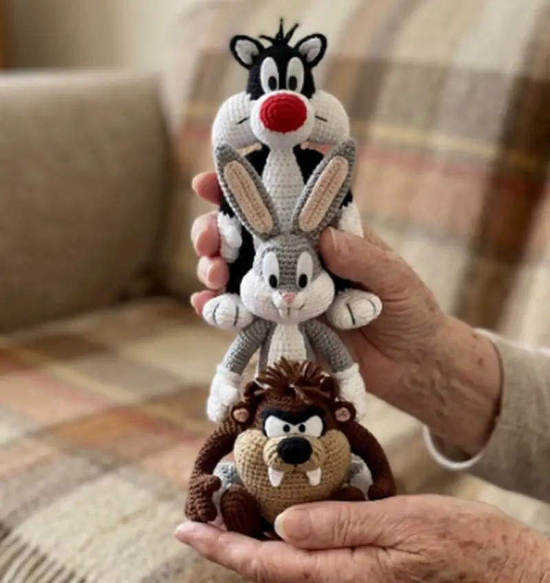 Complimentary Intermediate crochet pattern: Bugs & Pals Amigurumi Pattern - Simple to follow guide