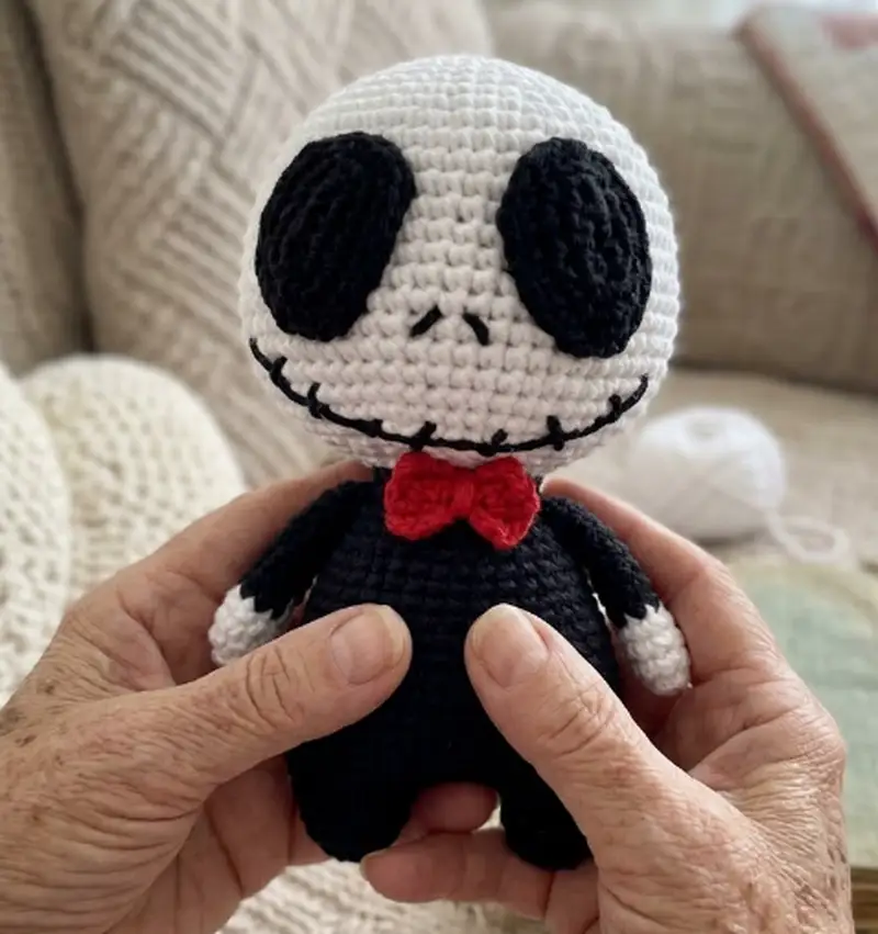 Complimentary Intermediate crochet pattern: Jack Skellington Amigurumi Pattern - Simple to follow guide