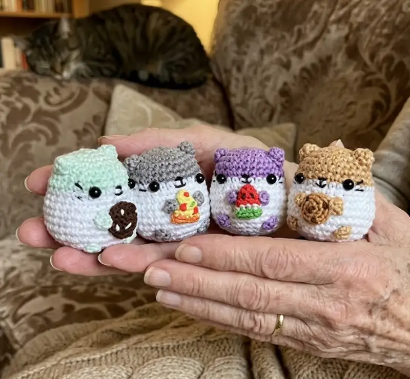 Quality crochet pattern: Hungry Hamsters Amigurumi Pattern - Intermediate level guide with complete instructions