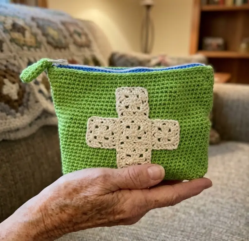 Complimentary Intermediate crochet pattern: First Aid Kit Zippered Pouch Pattern - Simple to follow guide