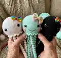 Jellyfish Amigurumi Pattern step 4 - final assembly and finishing