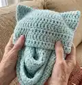 Kitty Scarf Amigurumi Pattern step 4 - final assembly and finishing