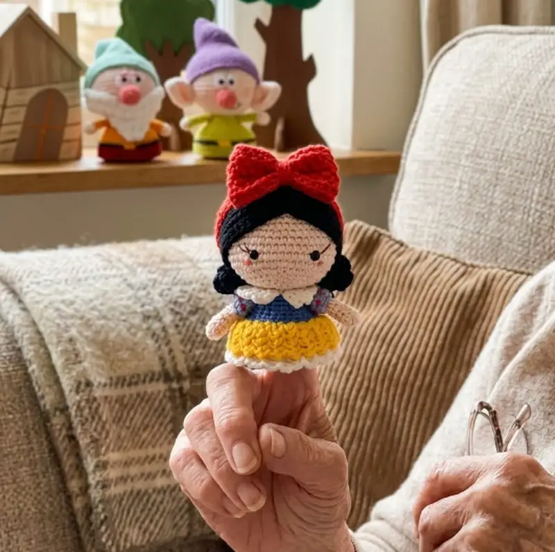Complimentary Intermediate crochet pattern: Snow White & Seven Dwarfs Amigurumi Pattern - Simple to follow guide